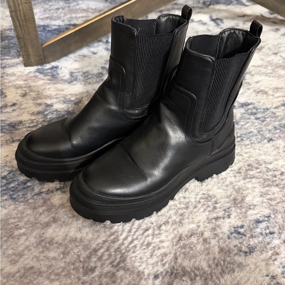 Sincerely Jules Black Ankle Booties